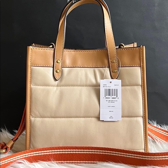 🔆BRAND NEW🔆Coach Field Tote 22 with Colorblock Quilting and Coach Badge - Picture 8 of 12